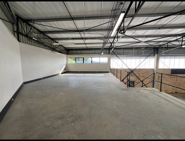 410M² WAREHOUSE TO LET IN STRIJDOMPARK